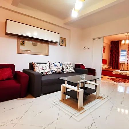 Rebeca Central Apartment Bucharest